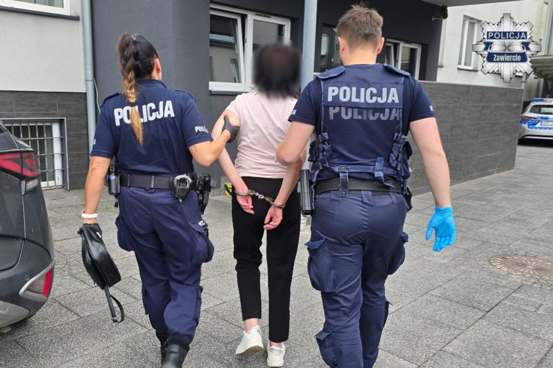 Agresywna kobieta uderzyła w twarz pracownicę MOPS. Potem zrzuciła jej komputer z biurka Agresywna kobieta uderzyła w twarz pracownicę MOPS. Potem zrzuciła jej komputer z biurka
