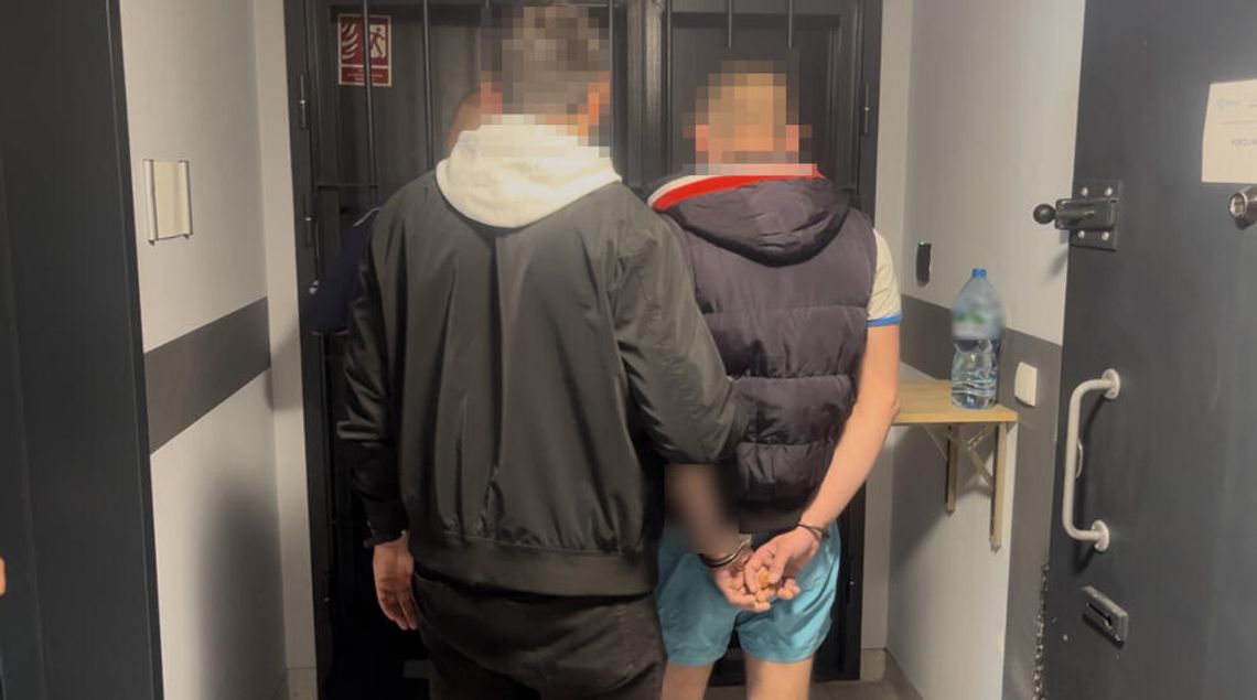 Akcja kryminalnych w Warszawie. Zatrzymani dwaj mężczyźni i przejęte ponad 6 kg narkotyków