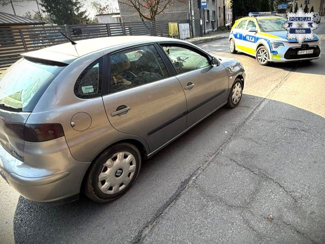 Arsenał w bagażniku i szaleńczy pościg. Wojkowiccy policjanci zatrzymali trójkę złodziei Arsenał w bagażniku i szaleńczy pościg. Wojkowiccy policjanci zatrzymali trójkę złodziei