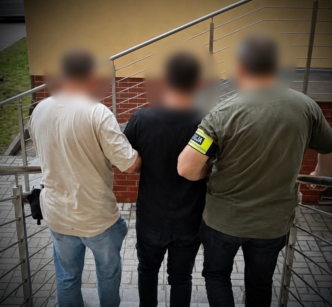 Atak butelką zakończył się tragedią. Pobity 20-latek stracił wzrok w jednym oku Atak butelką zakończył się tragedią. Pobity 20-latek stracił wzrok w jednym oku