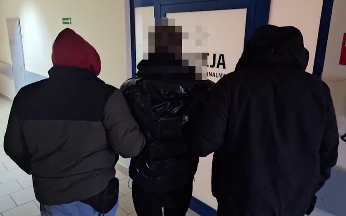 Atak z maczetą pod galerią handlową. Nastolatkowie zamiast na ferie, trafili do izby dziecka