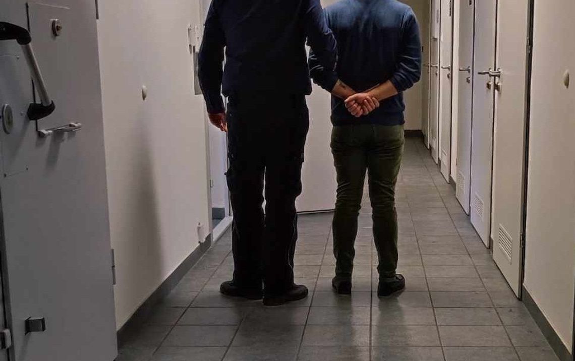 Awantura obcokrajowców zakończona atakiem nożem. Wietnamczyk dźgnął kolegę z Kolumbii