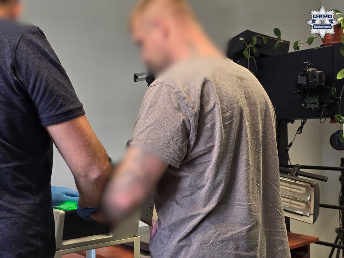 Awantura z byłą partnerką. 39-latek wyważył drzwi do mieszkania i zabrał telefon 24-latki