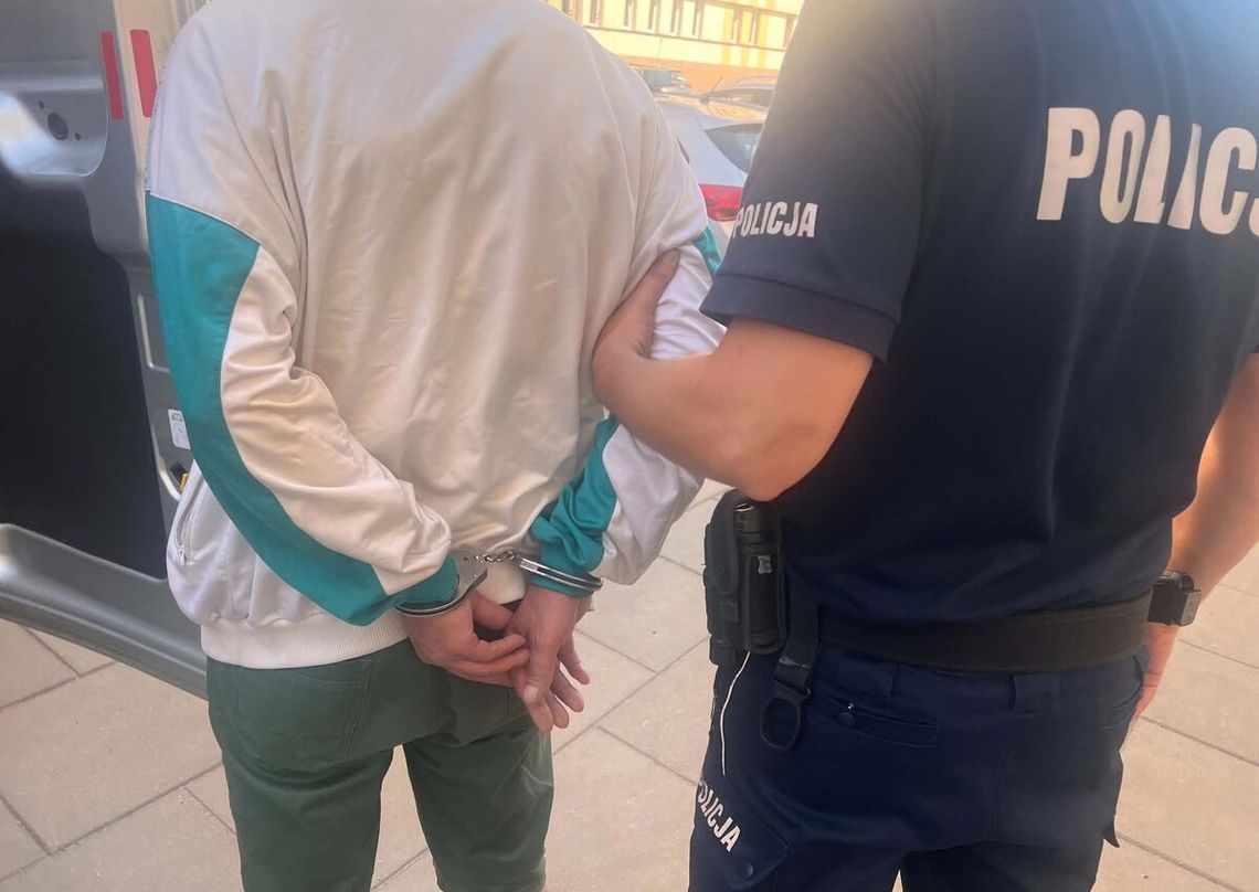 Bił żonę pięścią i talerzem, a potem ciągnął za włosy po podłodze. Agresywny mężczyzna aresztowany