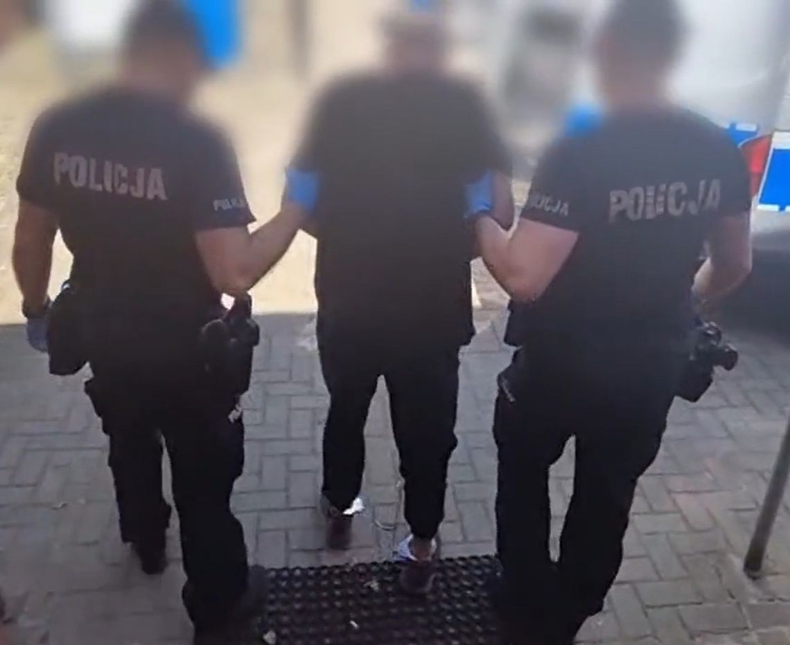 Bracia pobili się i wpadli do wody. Tylko jeden wyszedł na brzeg, odpowie za śmierć 25-latka Bracia pobili się i wpadli do wody. Tylko jeden wyszedł na brzeg, odpowie za śmierć 25-latka