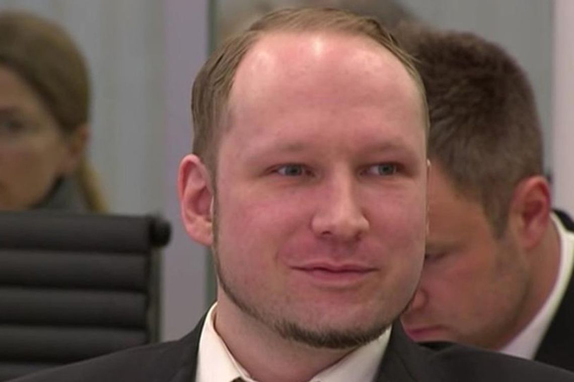 Breivik miał kaprys. Zmienił imię i nazwisko. Teraz nazywa się...