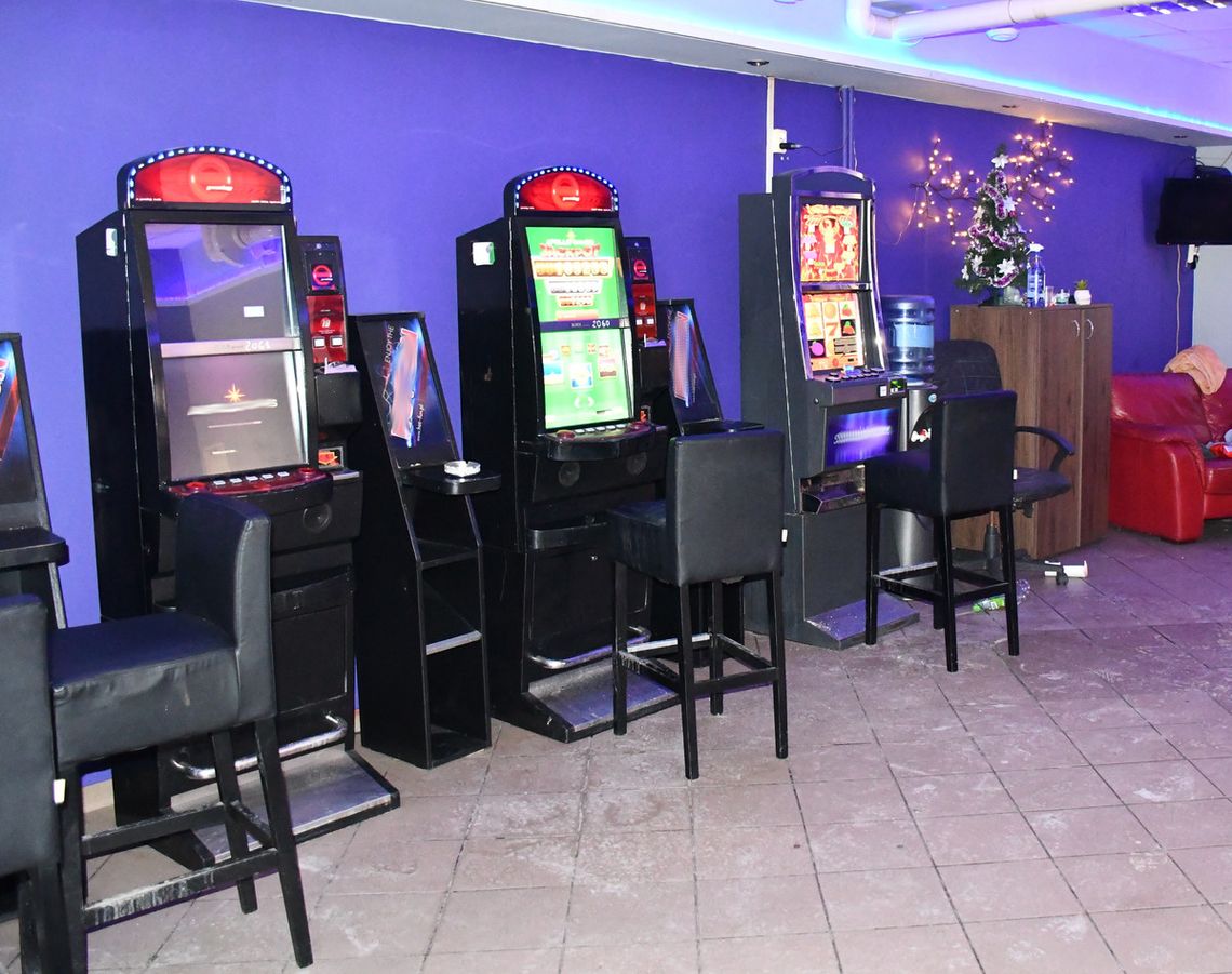 Brutalnie napadli na kobietę i mężczyznę w lokalu z automatami. Kryminalni dopadli sprawców