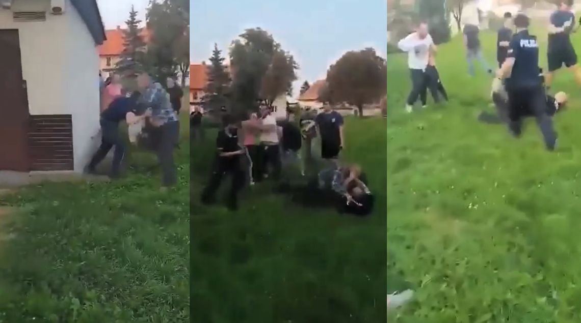 Brutalny atak na policjantów. Bił go nawet, gdy już leżał. Drugi rzucił się na partnerkę. Jest WIDEO