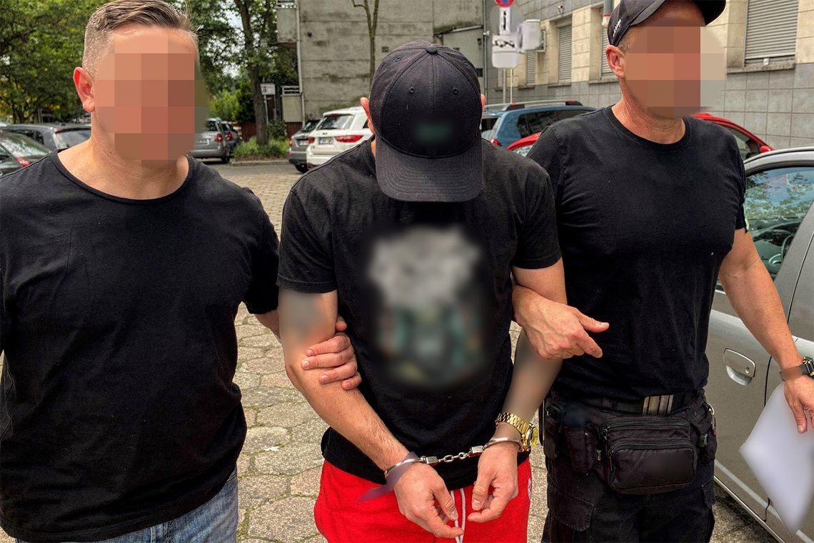 CBŚP rozbiło rodzinną grupę przestępczą. Sprowadzali narkotyki z Hiszpanii do Polski CBŚP rozbiło rodzinną grupę przestępczą. Sprowadzali narkotyki z Hiszpanii do Polski