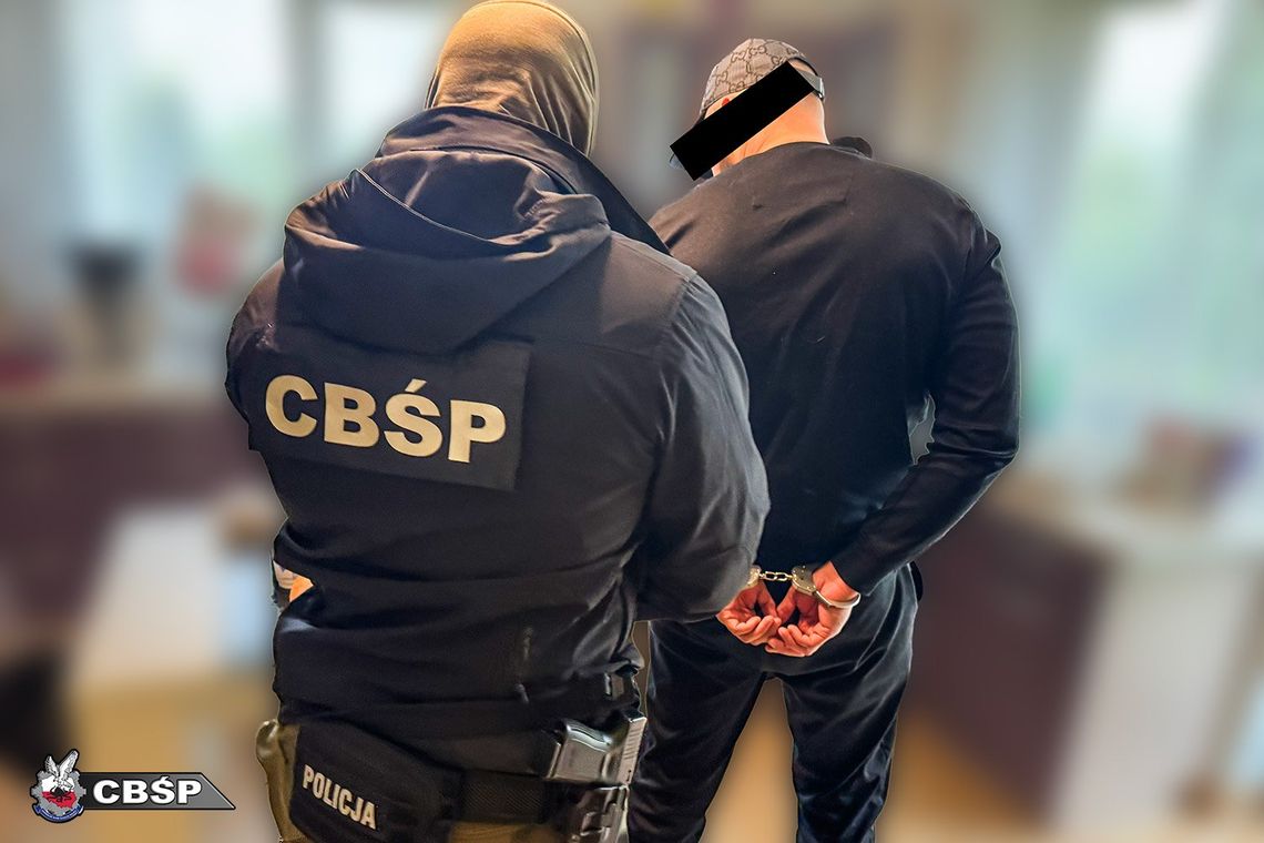 CBŚP uderzyło w gang pseudokiboli. Zlikwidowano laboratorium mefedronowe i przejęto 280 kg narkotyku CBŚP uderzyło w gang pseudokiboli. Zlikwidowano laboratorium mefedronowe i przejęto 280 kg narkotyku