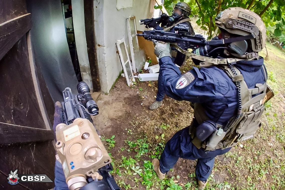 CBŚP zlikwidowało laboratorium narkotykowe. Przejęto 160 kg narkotyków o wartości 6 milionów złotych