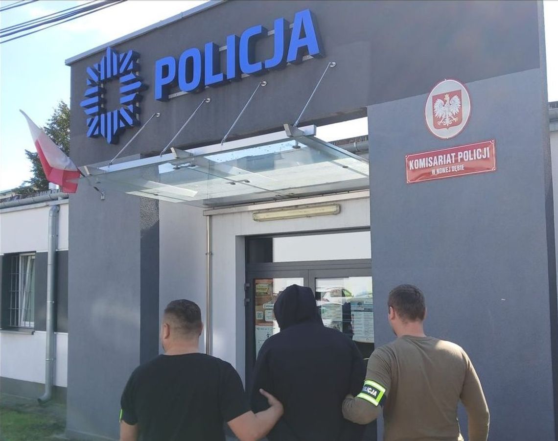 Chciał 2 tysiące złotych od właściciela punktu ksero. Groził mu, że po pracy "załatwią go koledzy"