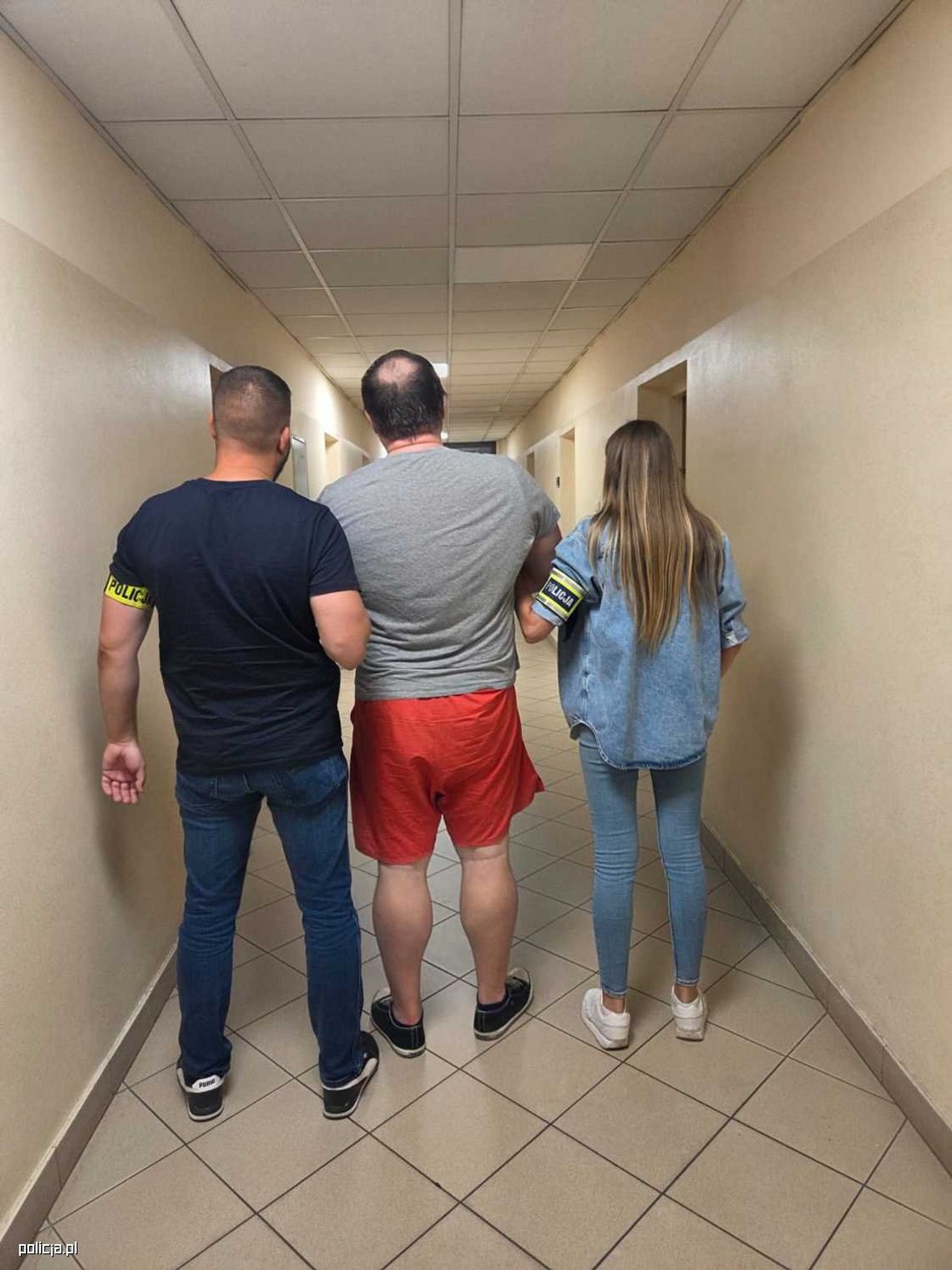 Chciał odwiedzić rodzinę w Warszawie, zwinęli go do więzienia. Mężczyzna był poszukiwany za pranie pieniędzy