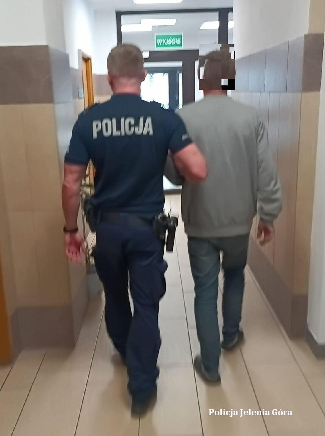 Chciał sprawdzić auto przed zakupem. Pijany 52-latek wpadł podczas jazdy próbnej skodą Chciał sprawdzić auto przed zakupem. Pijany 52-latek wpadł podczas jazdy próbnej skodą