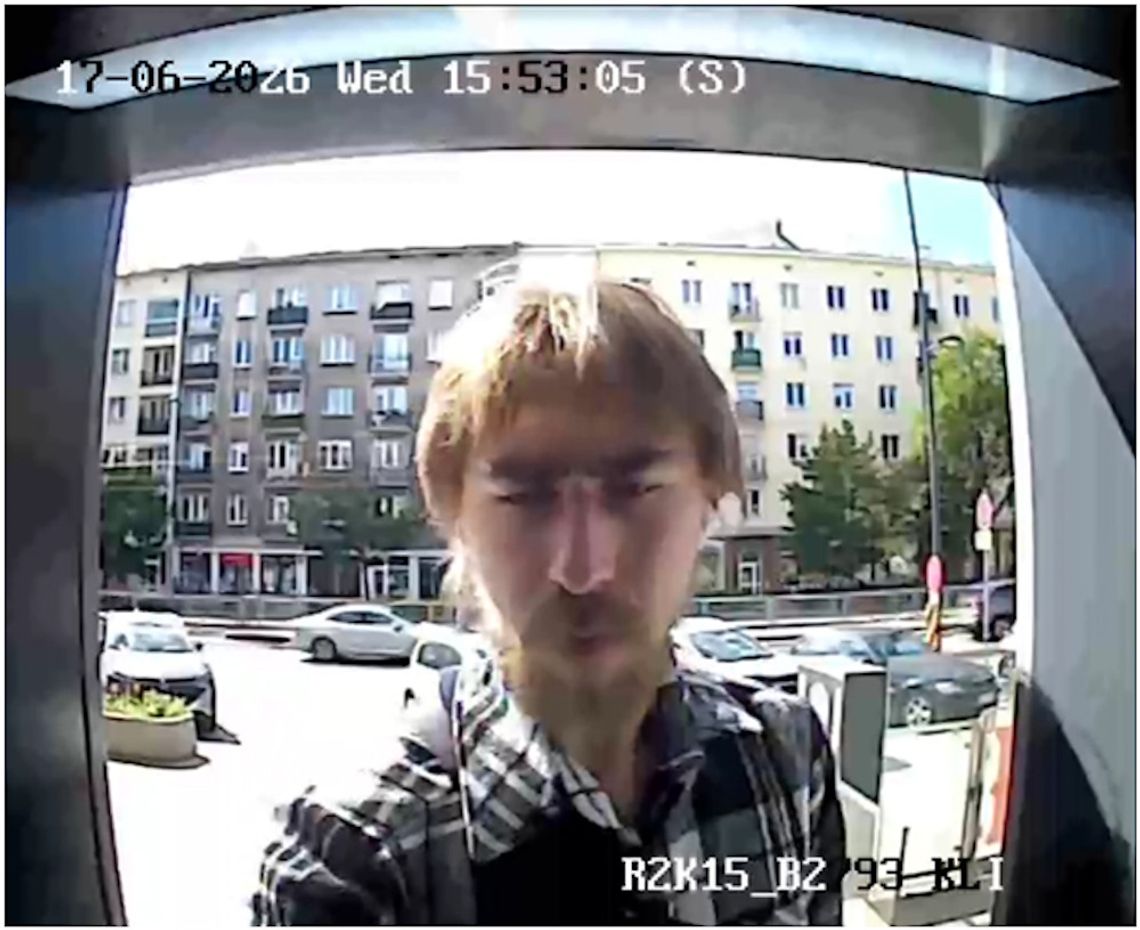 Chciał sprzedać opony, stracił 1400 zł. Policja opublikowała wizerunek podejrzewanego o oszustwo
