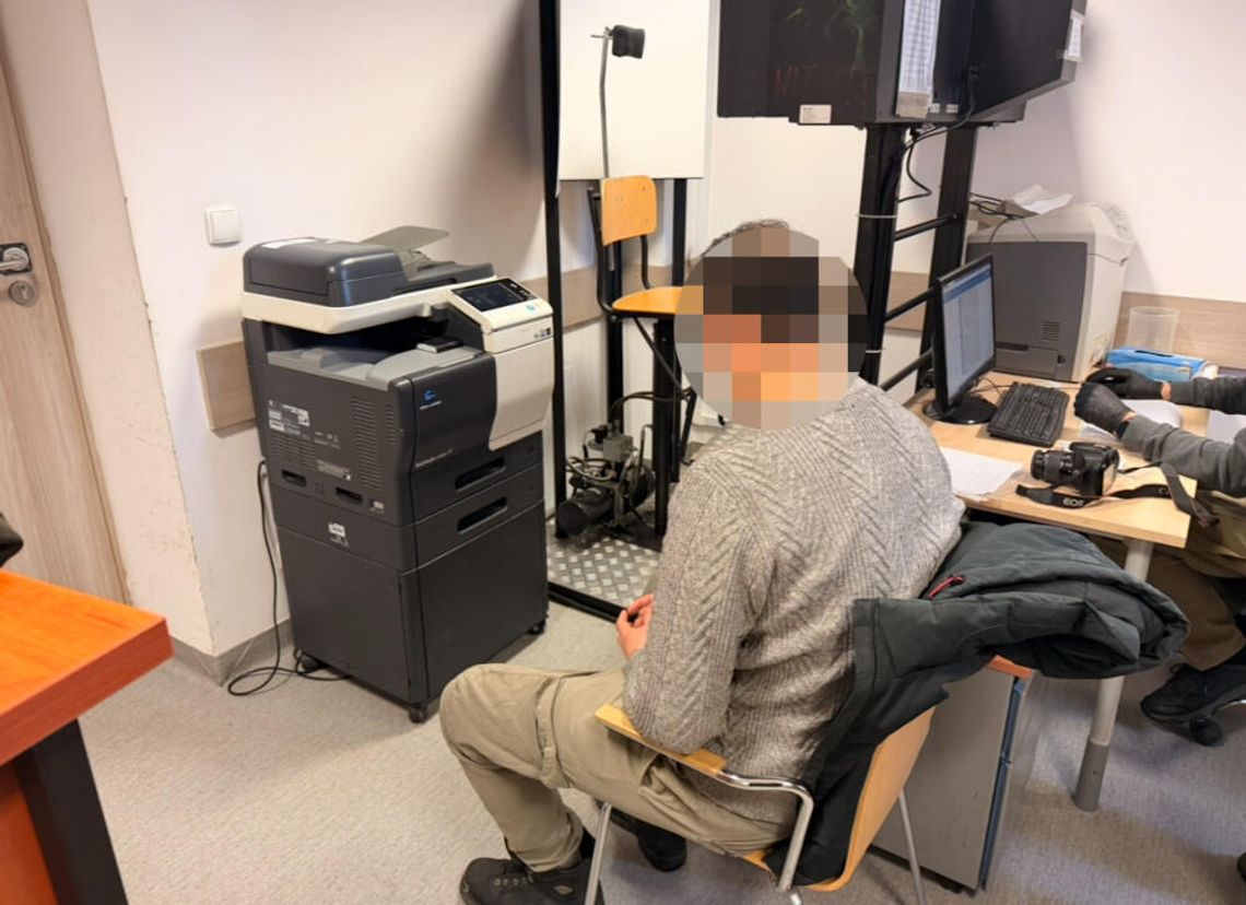 Chciał zameldować się w Polsce na lewe dokumenty. 38-latek zostanie deportowany do Turcji Chciał zameldować się w Polsce na lewe dokumenty. 38-latek zostanie deportowany do Turcji