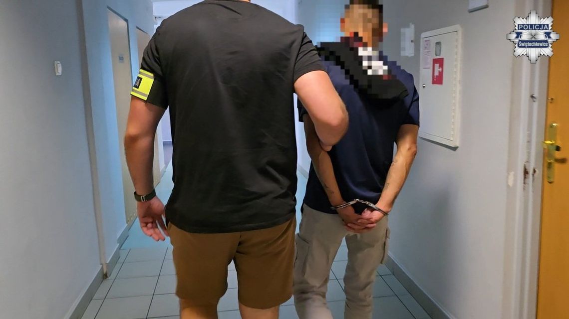 Chłopiec przyszedł do przedszkola ze śladem uderzenia na twarzy. Ojczym i matka zatrzymani