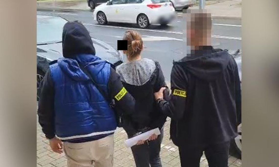 Czerwona nota Interpolu i 12 kilogramów psychotropów. 41-latka z Ukrainy zatrzymana przez "łowców głów" Czerwona nota Interpolu i 12 kilogramów psychotropów. 41-latka z Ukrainy zatrzymana przez "łowców głów"