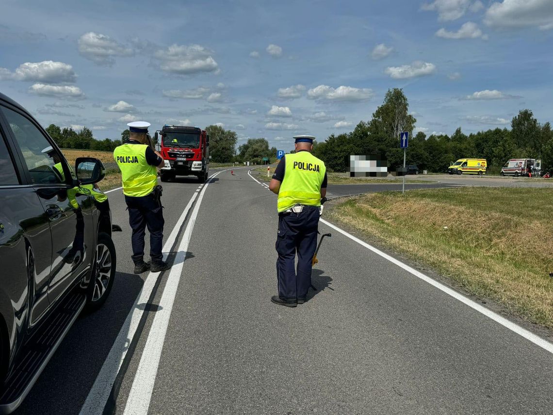 Czołowe zderzenie motocyklistów na krajowej 53. Jeden zginął na miejscu, drugi jest ciężko ranny