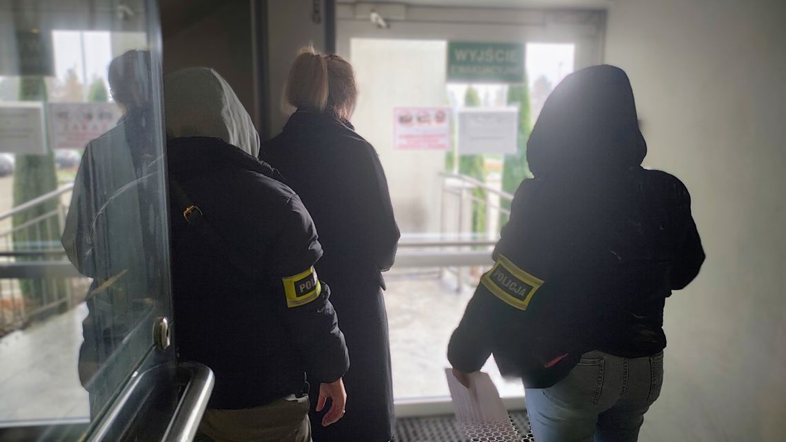 Cztery kasjerki okradały sklep, w którym pracowały. Miały patent na robienie "darmowych" zakupów