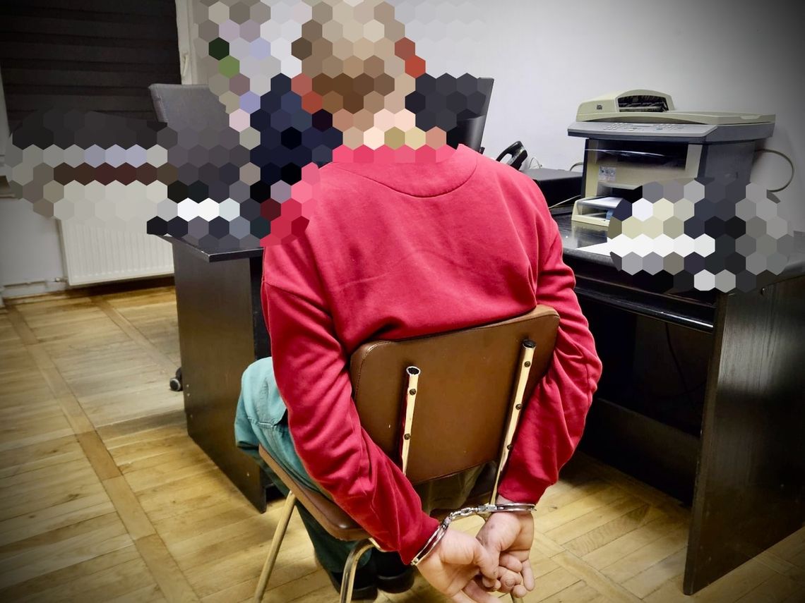 Cztery promile za kierownicą skradzionego Opla. Recydywiści wpadli dzięki odwadze świadków