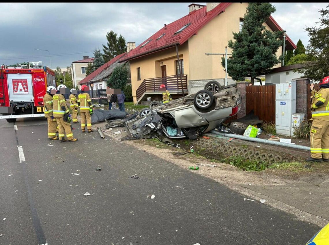 Dachował Toyotą, trzy osoby zostały ranne. Kierowca był pijany i pod wpływem narkotyków Dachował Toyotą, trzy osoby zostały ranne. Kierowca był pijany i pod wpływem narkotyków