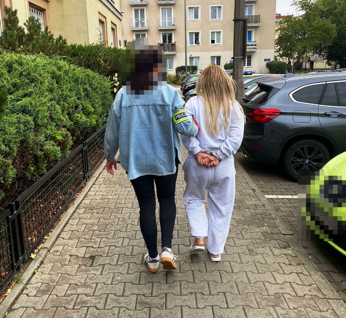 Diler przechowywał narkotyki w mieszkaniu partnerki. Kryminalni urządzili na nich zasadzkę