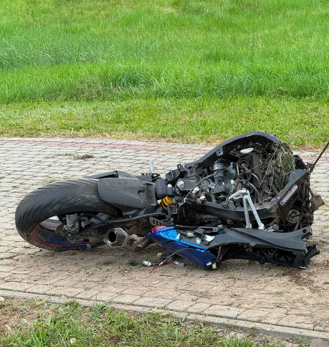 Dramat na drodze krajowej nr 28. W wypadku zginął motocyklista, są utrudnienia Dramat na drodze krajowej nr 28. W wypadku zginął motocyklista, są utrudnienia