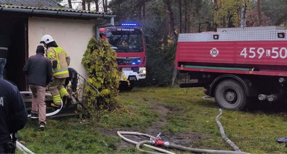 Strażacy znaleźli w spalonym domu dwa ciała. W budynku mieszkali bracia Strażacy znaleźli w spalonym domu dwa ciała. W budynku mieszkali bracia