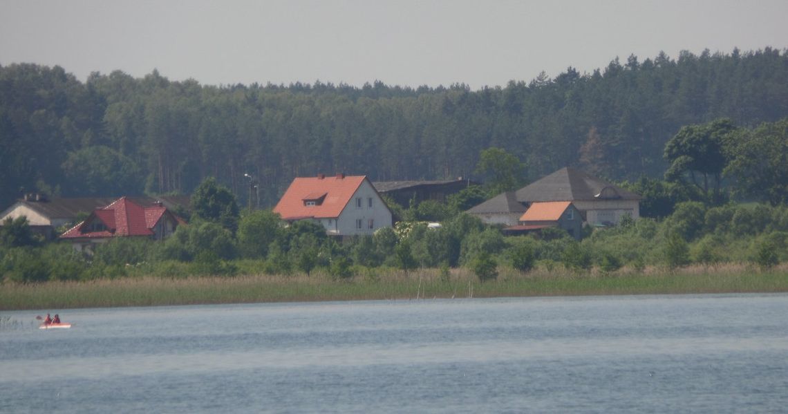 Dwaj mężczyźni utonęli w jeziorze. Szukali ich przez kilka dni, okazało się, że łódź zatonęła