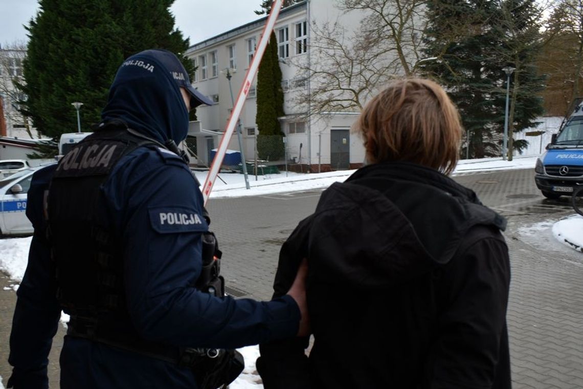 Dzień przed urodzinami zaliczył wpadkę z dragami. Zamiast ze znajomymi, spędził je w policyjnej celi