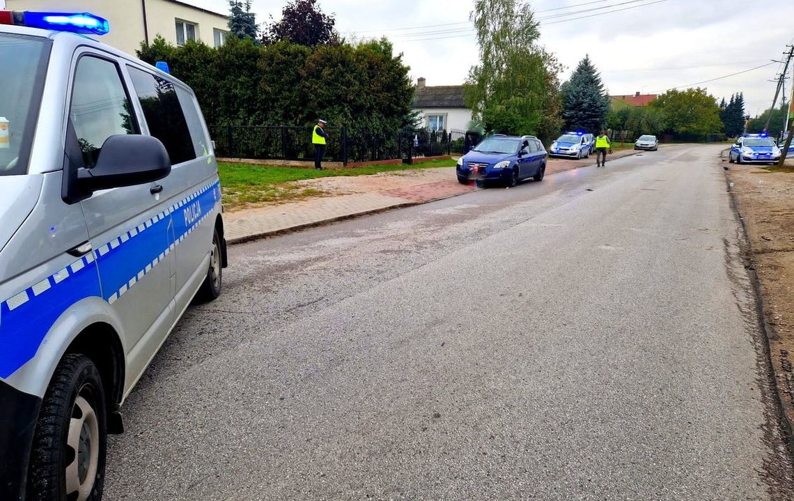 Dziewczynka wybiegła zza autobusu prosto pod koła samochodu. Doszło do bardzo groźnie wyglądającego wypadku