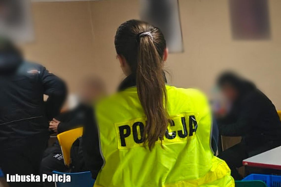 Firma zatrudniała nielegalnych emigrantów. 11 Kolumbijczyków przekazanych straży granicznej