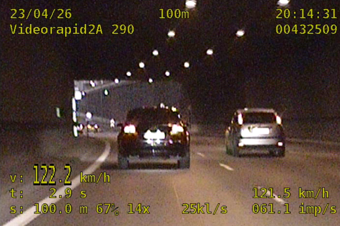 Gnał przez tunel ponad 120 na godzinę. Od razu trafił do więzienia, bo był poszukiwany
