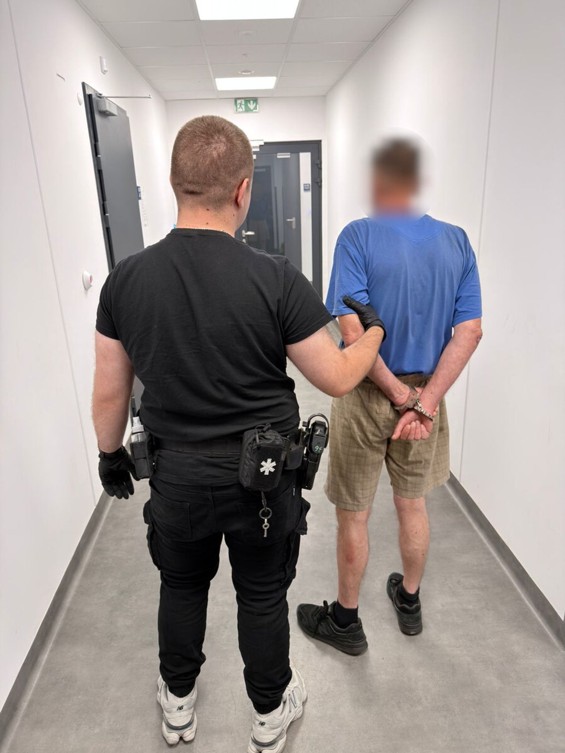 Groził sąsiadowi siekierą i chciał podpalić mu dom. 60-latek trafił do aresztu Groził sąsiadowi siekierą i chciał podpalić mu dom. 60-latek trafił do aresztu