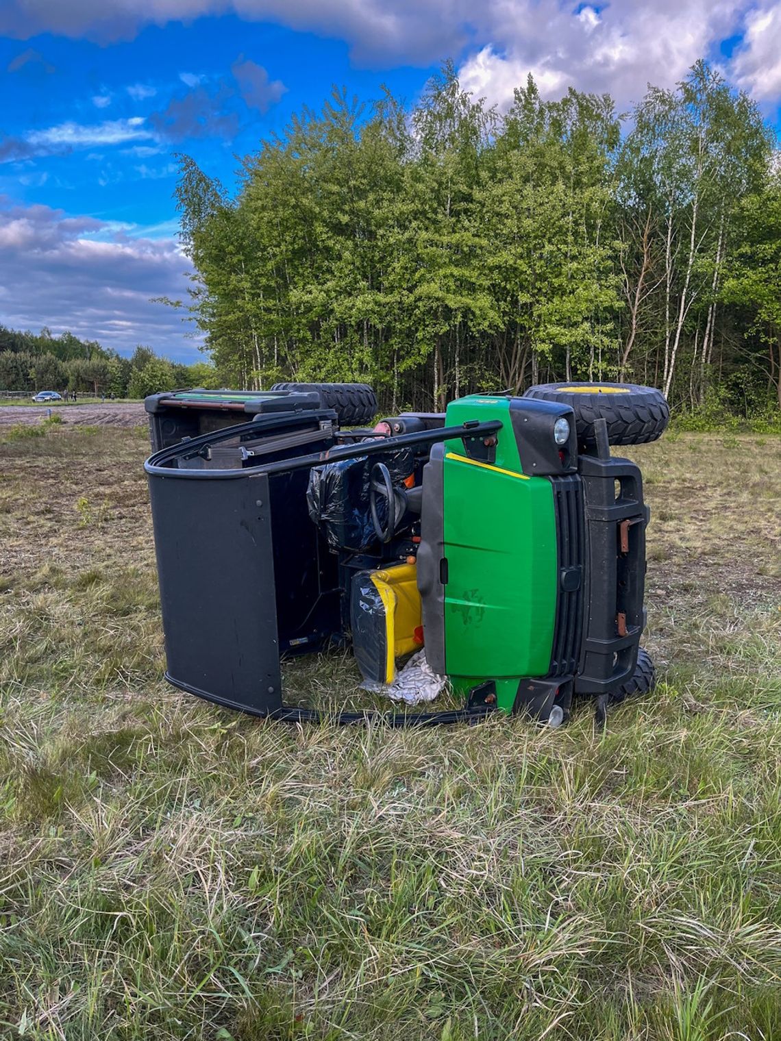 Groźny wypadek z udziałem buggy. Poszkodowane zostały trzy dziewczynki