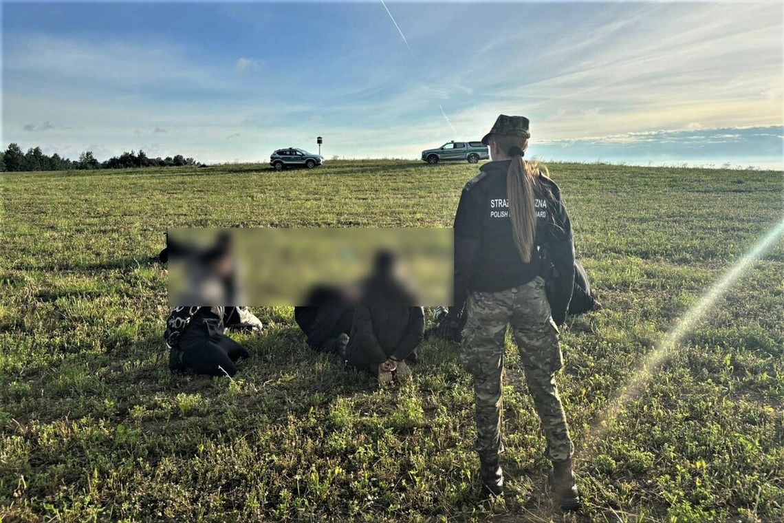 Grupa siedmiu mężczyzn nielegalnie weszła do Polski z Litwy. Zostali zatrzymani i zawróceni Grupa siedmiu mężczyzn nielegalnie weszła do Polski z Litwy. Zostali zatrzymani i zawróceni