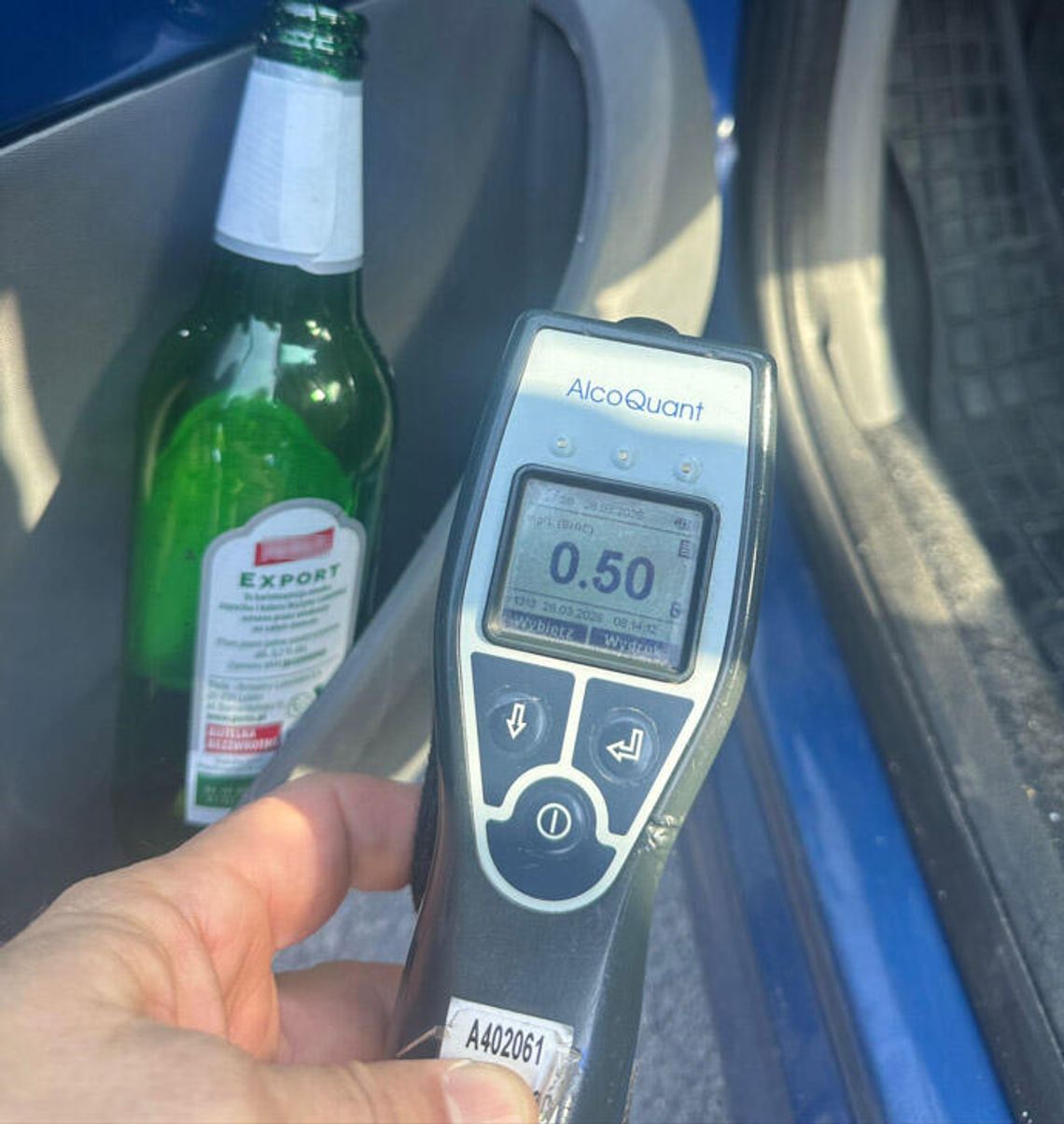 Gruzin prowadził pijany i miał otwarte piwo w aucie. To nie pierwszy raz, więc będzie deportowany