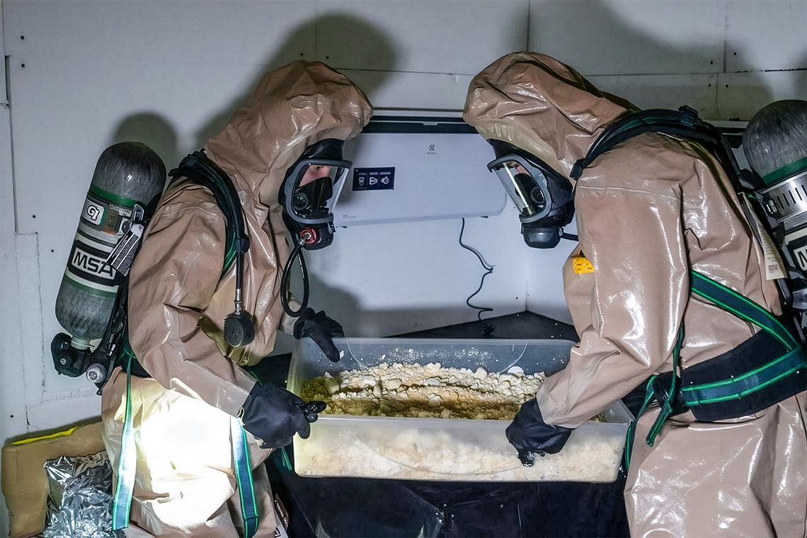 Historyczny nalot na fabryki syntetyków: tony narkotyków i 500 przeszukań w Polsce i na Ukrainie