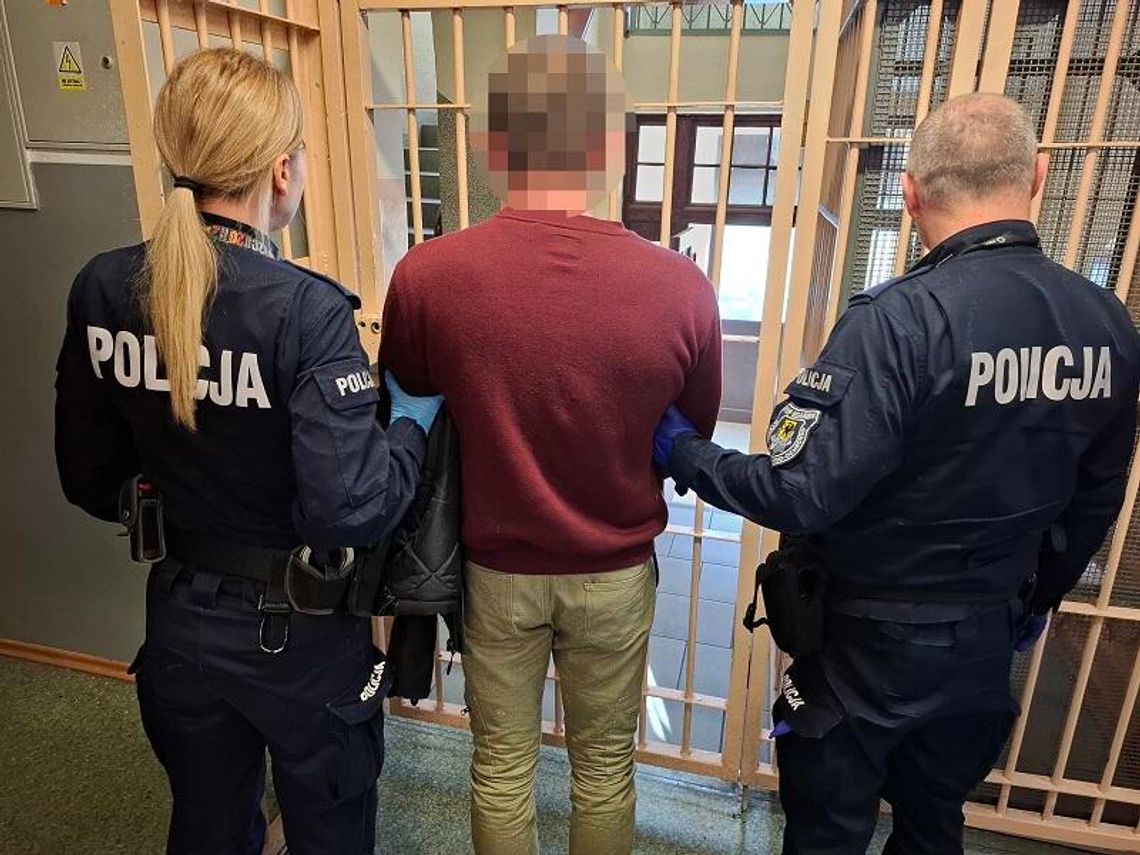 Interesował się domem na sprzedaż, ale nie spodobał się właścicielom. Mężczyzna trafił do więzienia