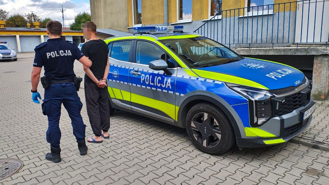 Jechał zygzakiem przed autem policjantów. Mołdawianin zatrzymany na czerwonym świetle Jechał zygzakiem przed autem policjantów. Mołdawianin zatrzymany na czerwonym świetle