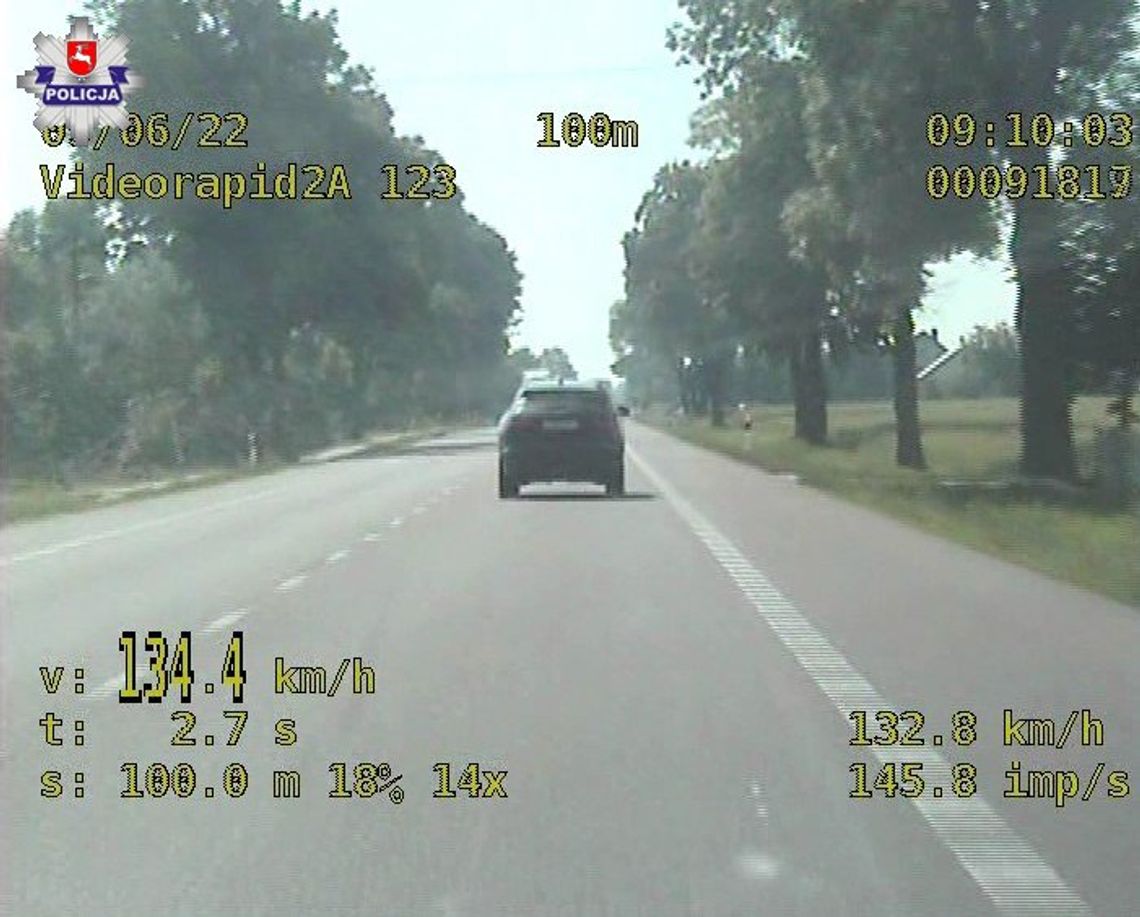 Jechała 134 km/h w zabudowanym - nie wiedziała, że licznik mierzy w milach