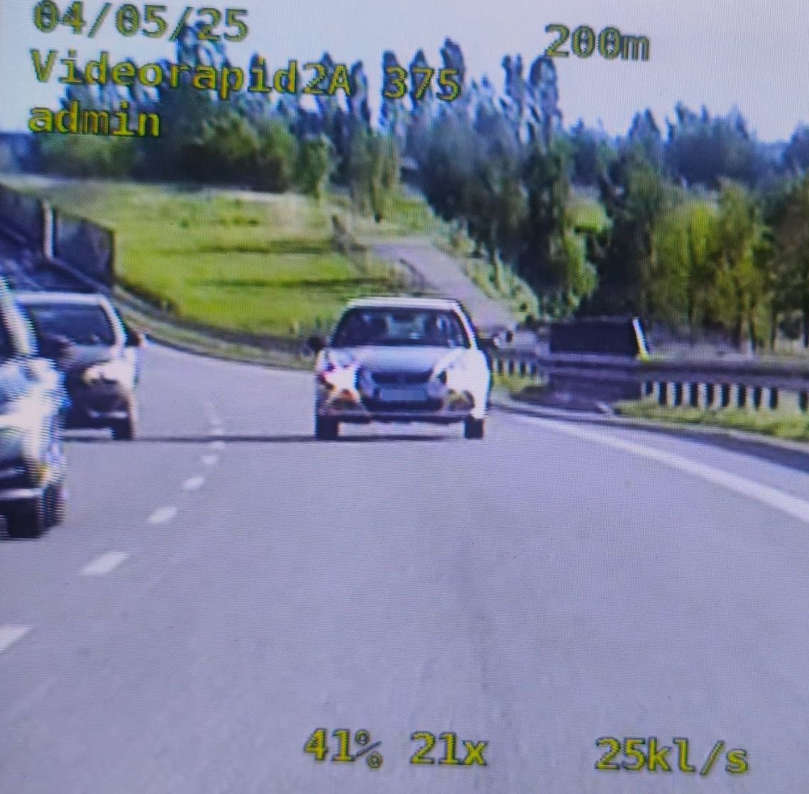 Jechała pod prąd, omal nie zderzyła się z radiowozem. Myślała, że jedzie dwupasmówką