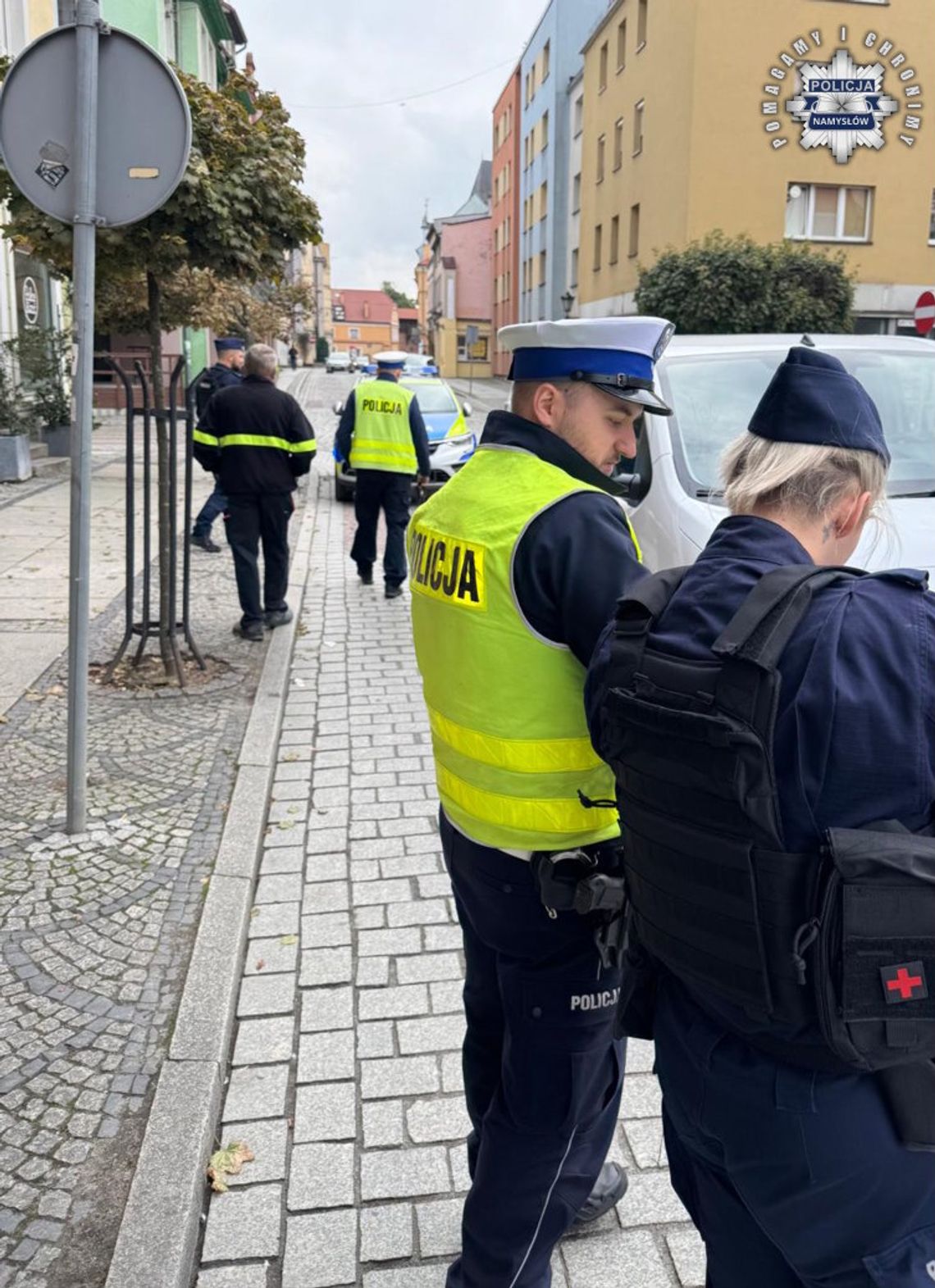 Kierowca dostawczaka potrącił kobietę w ciąży na pasach. Poszkodowana trafiła do szpitala