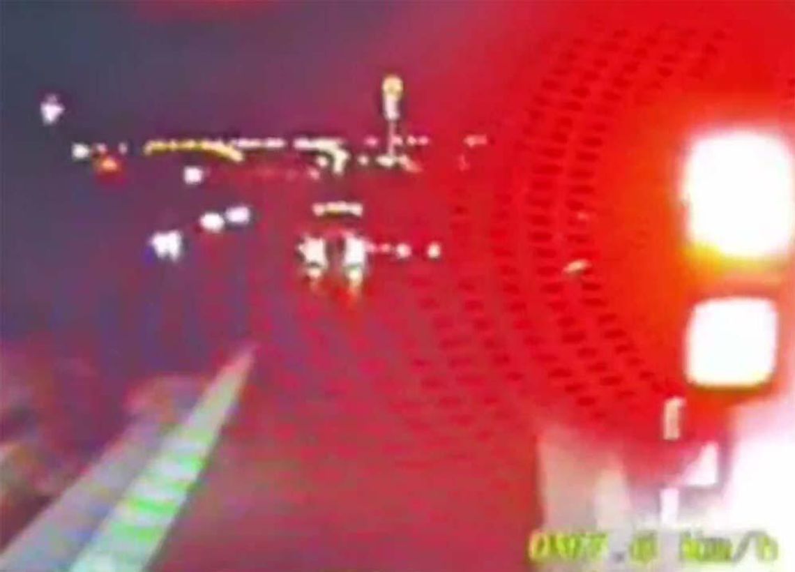 Kierowca tira jechał ekspresówką pod prąd i mrugał na innych światłami. Mężczyzna był kompletnie pijany Kierowca tira jechał ekspresówką pod prąd i mrugał na innych światłami. Mężczyzna był kompletnie pijany