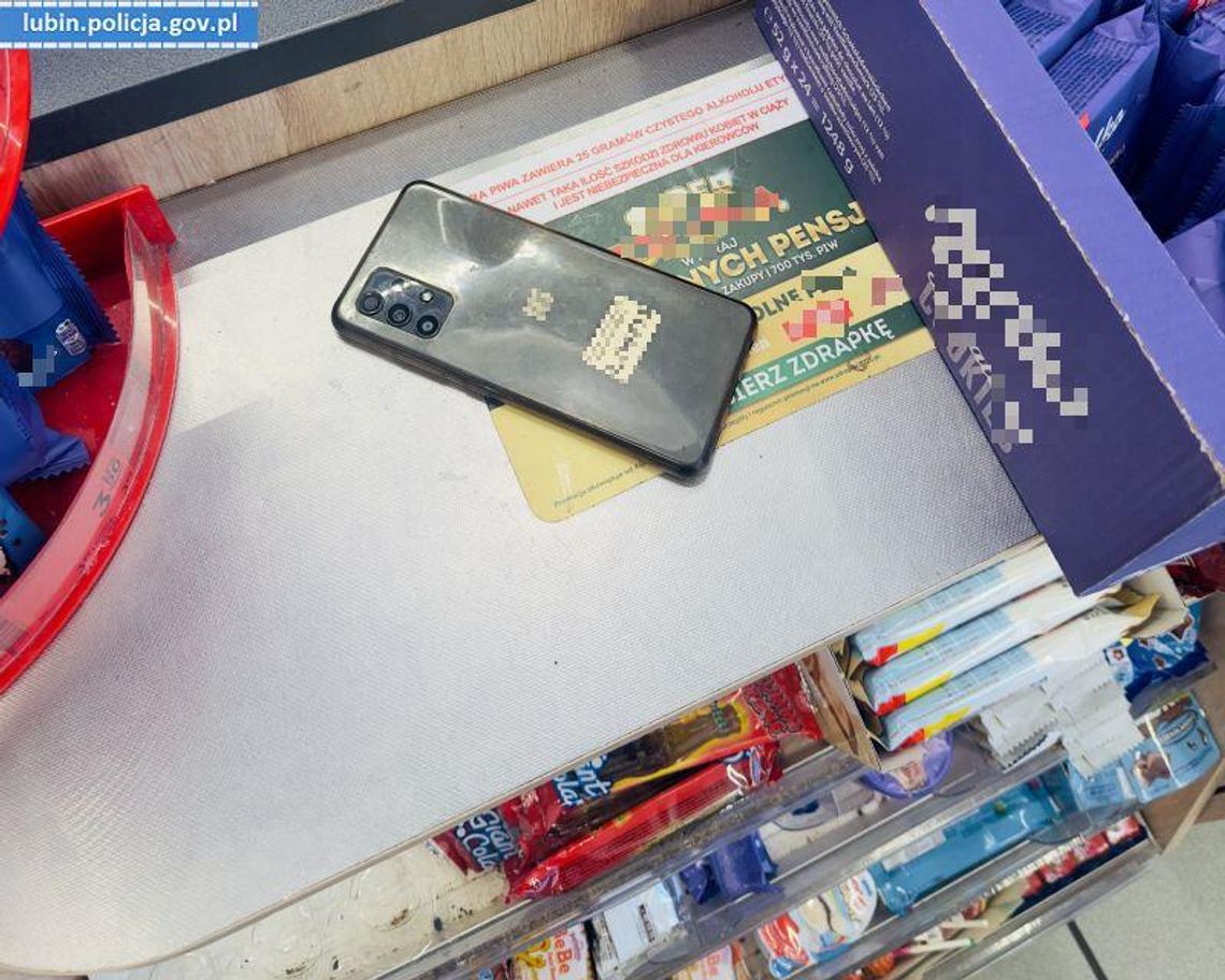Klient ukradł telefon ekspedientce sklepowej. Chciał dostać za niego znaleźne, może trafić za kraty