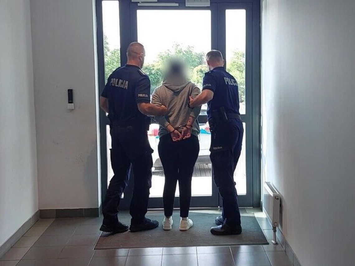 Kobieta brutalnie zaatakowała 50-latka. Pobiła go do nieprzytomności i okradła Kobieta brutalnie zaatakowała 50-latka. Pobiła go do nieprzytomności i okradła