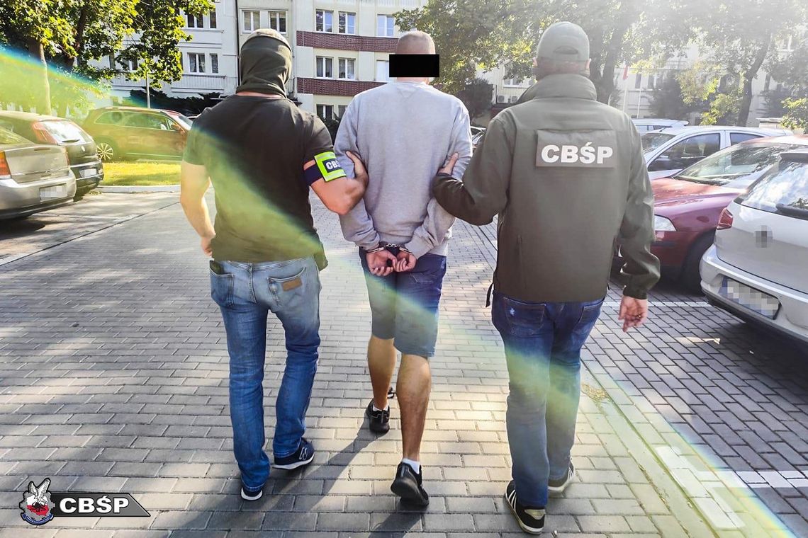 Kolejni zatrzymani członkowie mafii śmieciowej. Wśród nich urzędnik, który donosił przestępcom