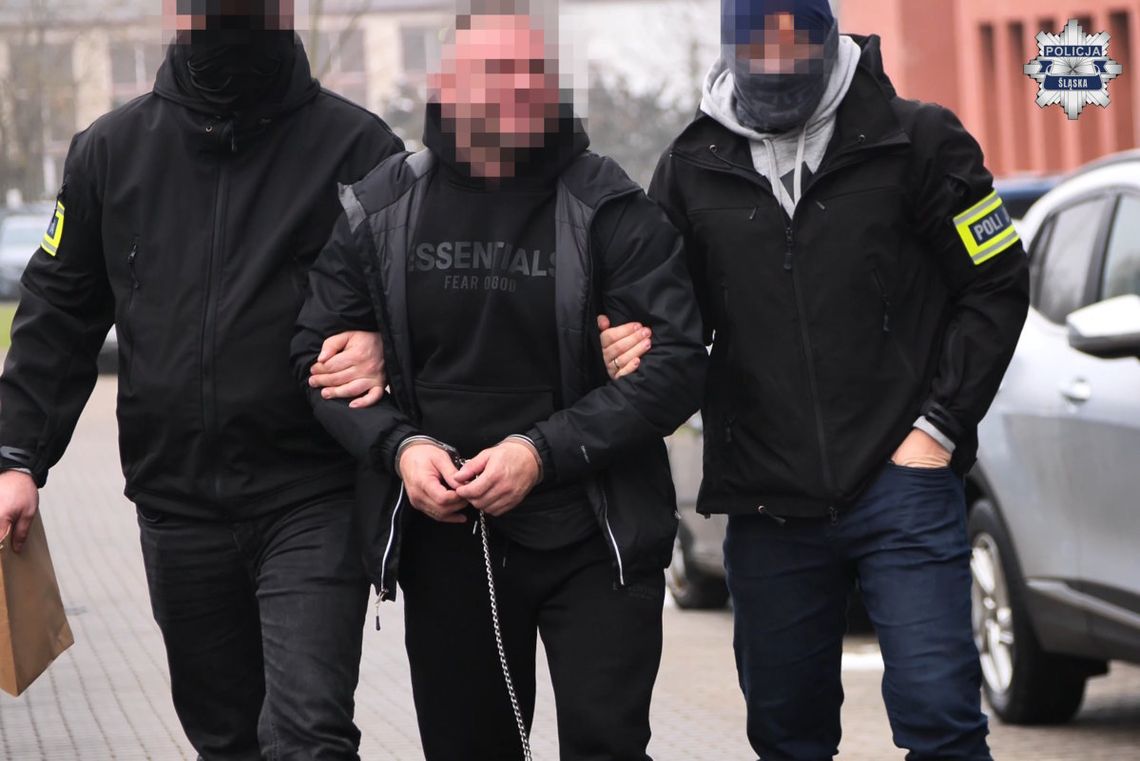 Kolejny cios w wielki gang pseudokibiców. Policjanci zatrzymali sześciu członków grupy Kolejny cios w wielki gang pseudokibiców. Policjanci zatrzymali sześciu członków grupy