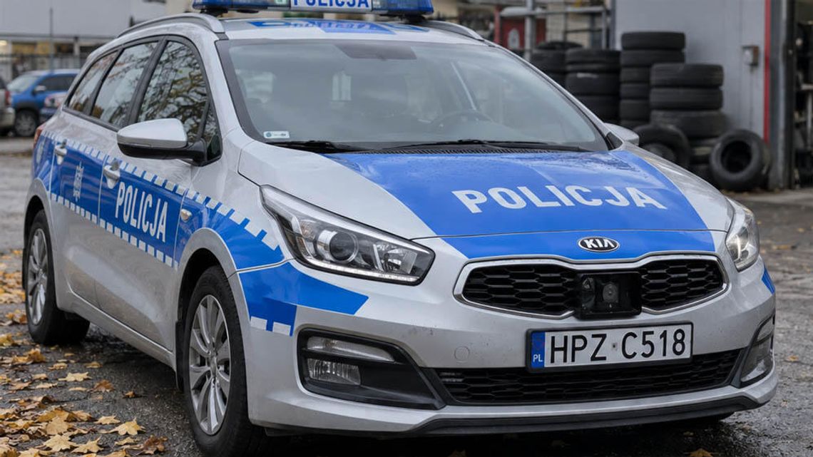Kompletnie pijany mężczyzna przyjechał na wymianę opon. Tłumaczył, że chciał wyręczyć swoją partnerkę Wygenerowane przez AI